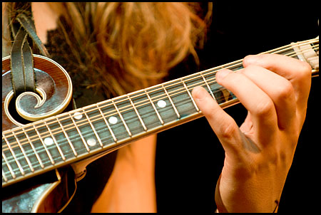 070817-8102-lovellsisters