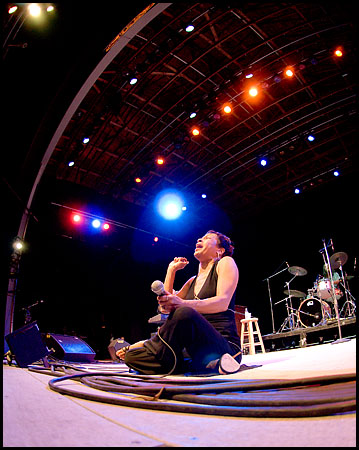 070817-8487-bettyelavette