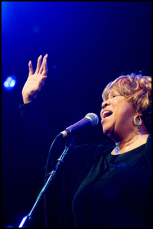 070817-8600-mavisstaples