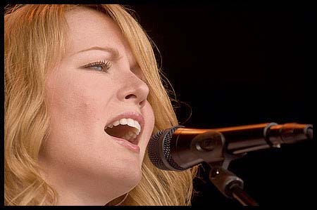 080815-7904-alison_moorer